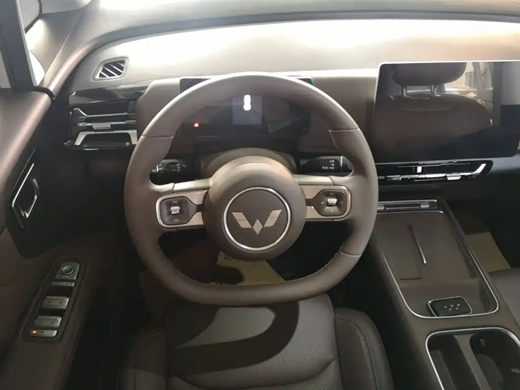 Wuling Starlight 730 EV 2025 — фото 11