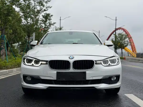 BMW 3 Series 2017