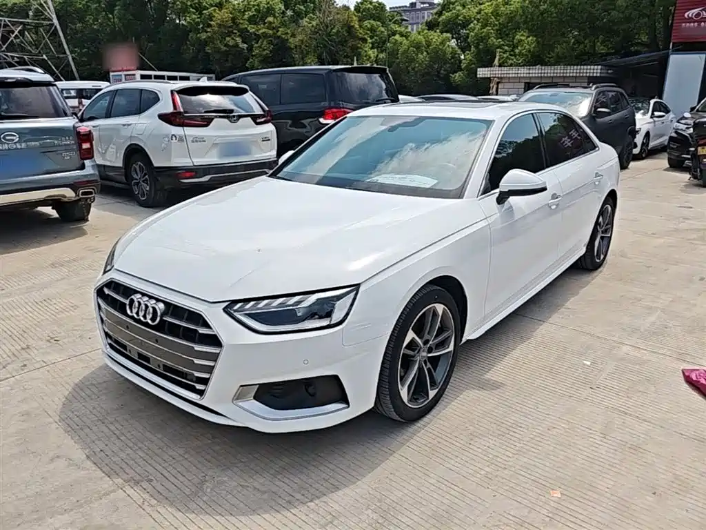 Audi A4L 2021 — фото 2