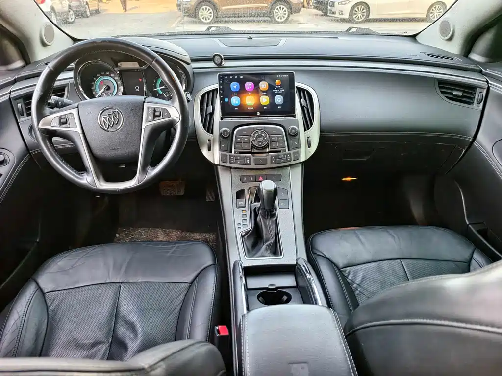 Buick LaCrosse 2012 — фото 12