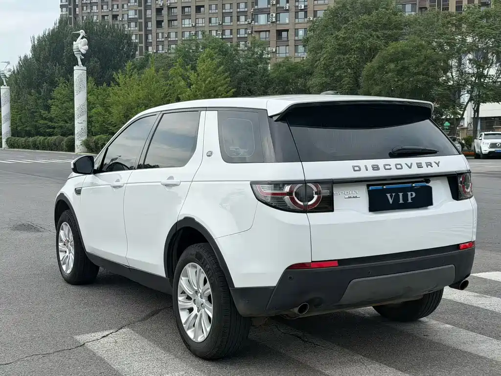 Land Rover Discovery Sport 2017 — фото 7