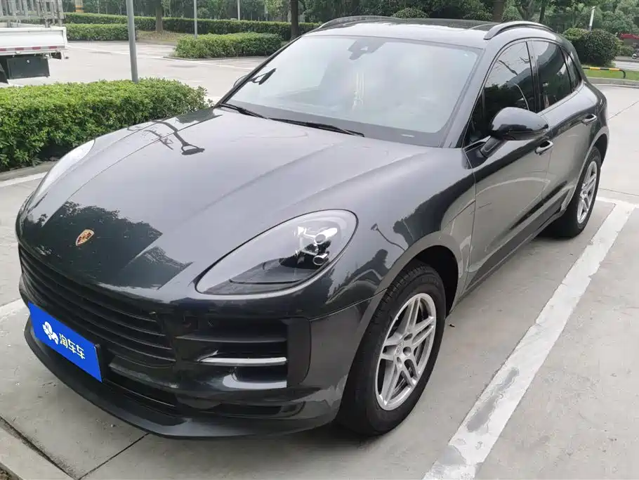 Porsche Macan 2022 — фото 1