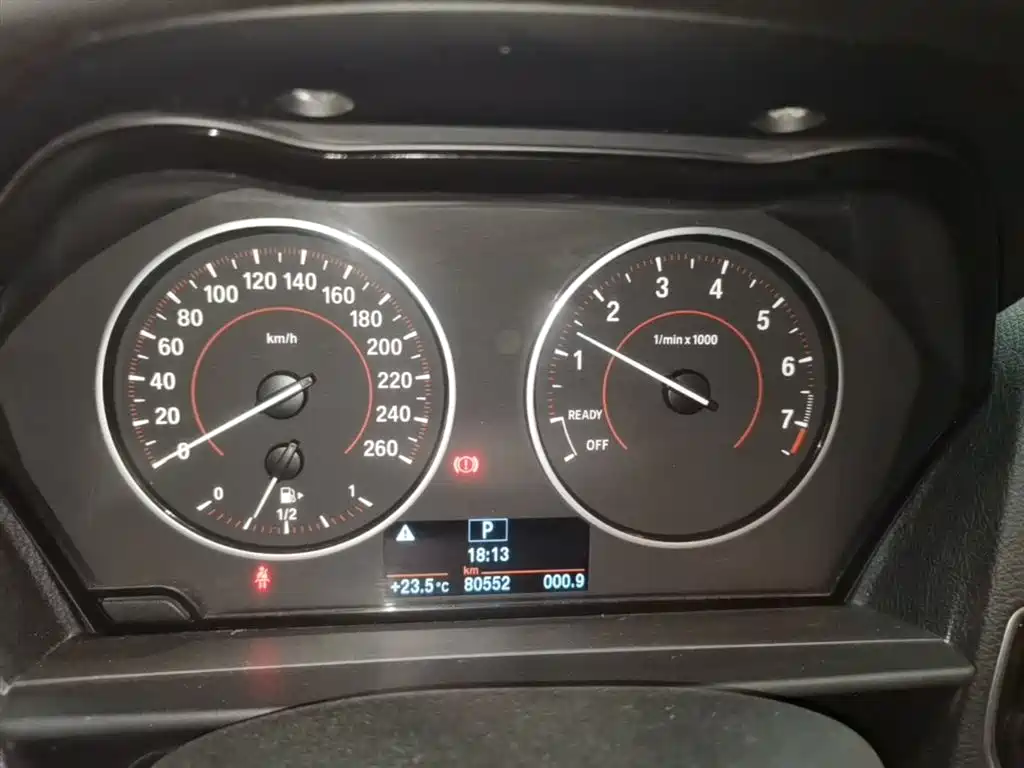BMW 1 Series 2015 — фото 12