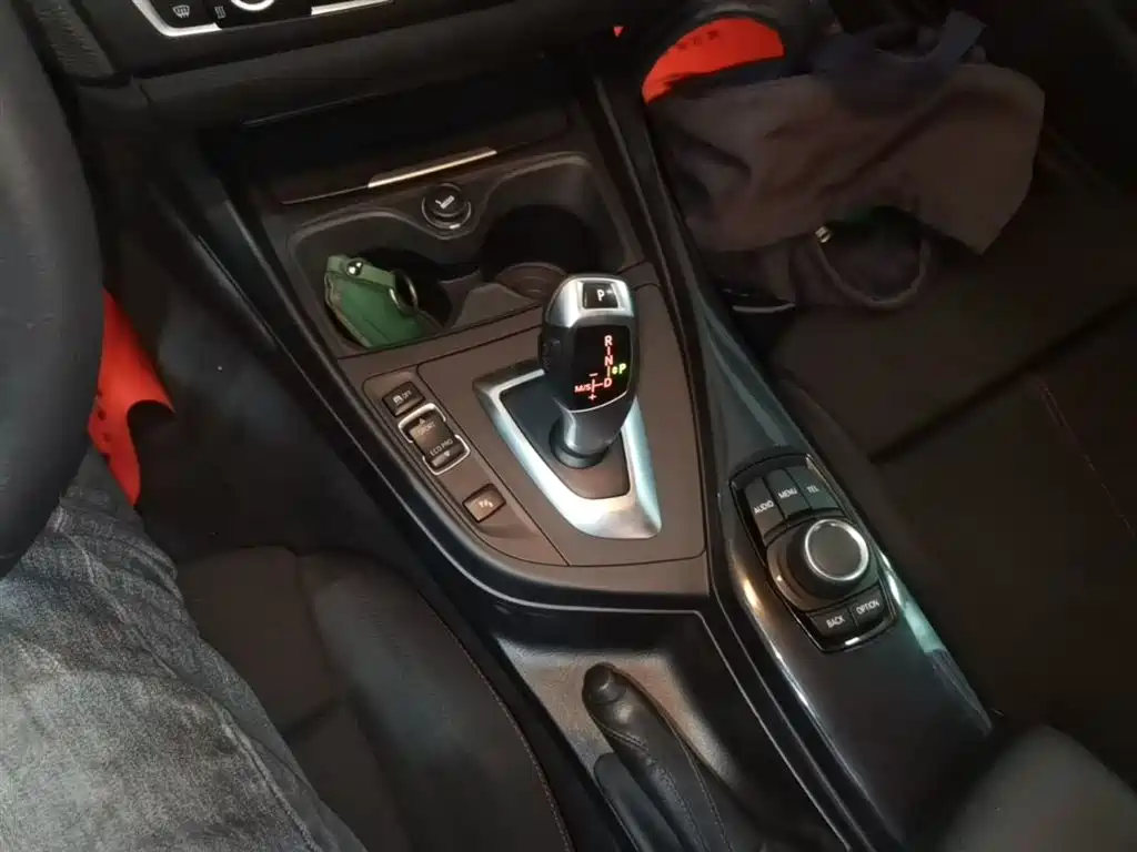 BMW 1 Series 2015 — фото 14