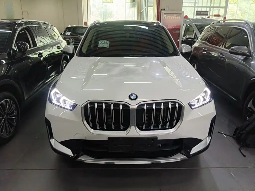 BMW X1 2024 — фото 3