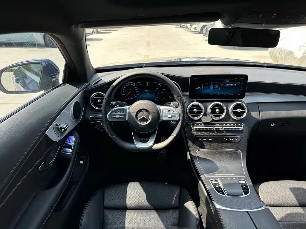 Mercedes-Benz C-Class 2019 — фото 13