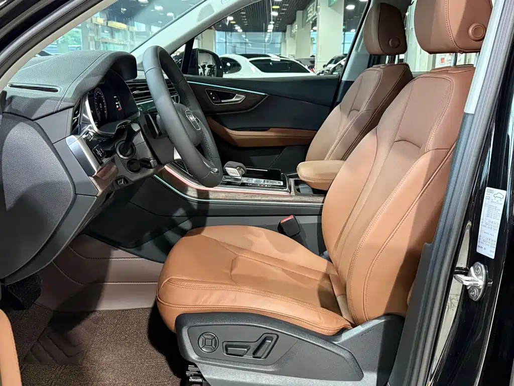 Audi Q7 2024 — фото 4