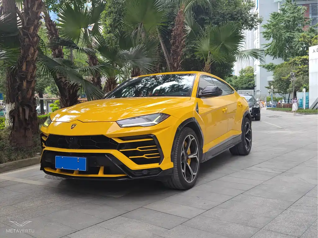 Lamborghini Urus 2019 — фото 1