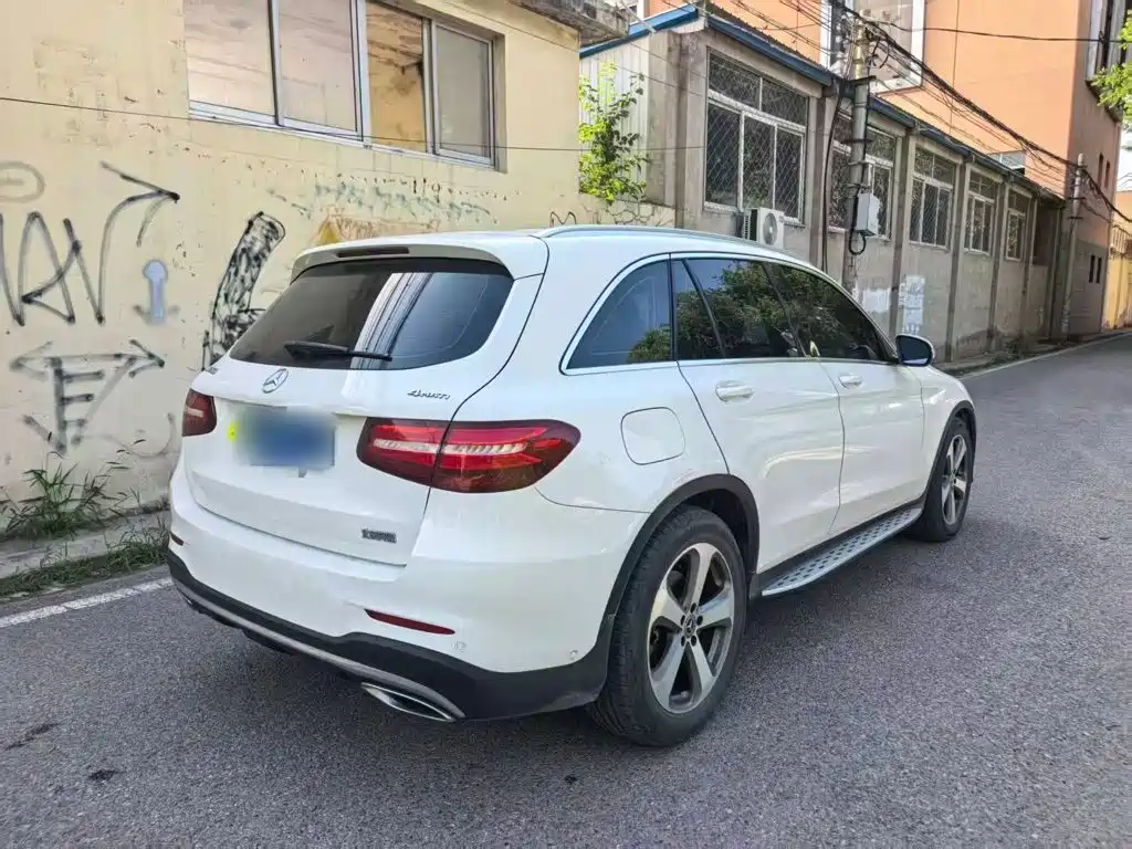 Mercedes-Benz GLC 2017 — фото 8