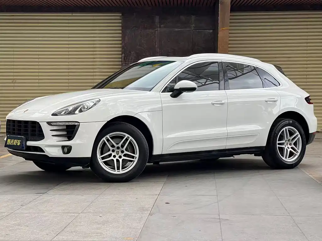 Porsche Macan 2018 — фото 1