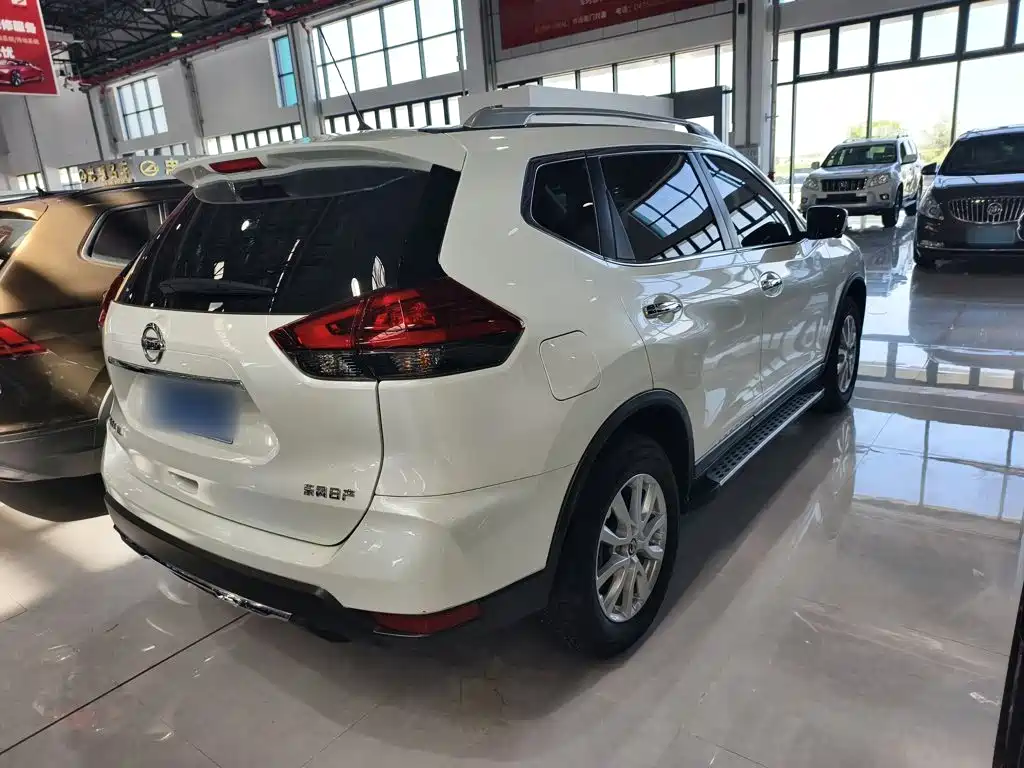 Nissan X-Trail 2024 — фото 11