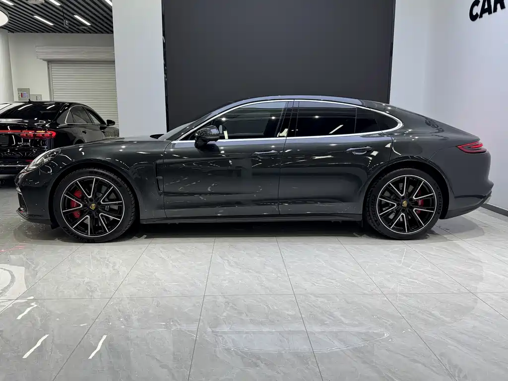 Porsche Panamera 2019 — фото 4