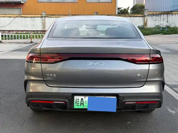 BYD Qin L 2025