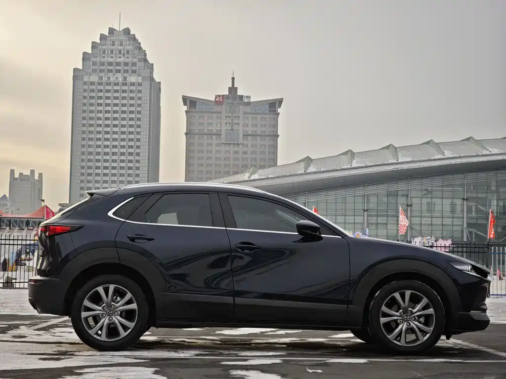 Mazda CX-30 2022 — фото 3