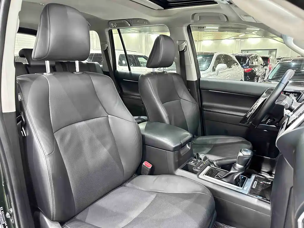 Toyota Prado 2019 — фото 15