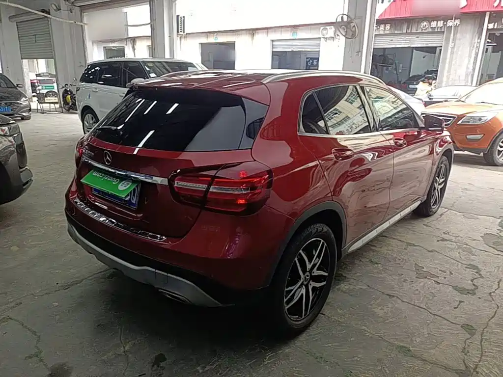 Mercedes-Benz GLA 2017 — фото 7
