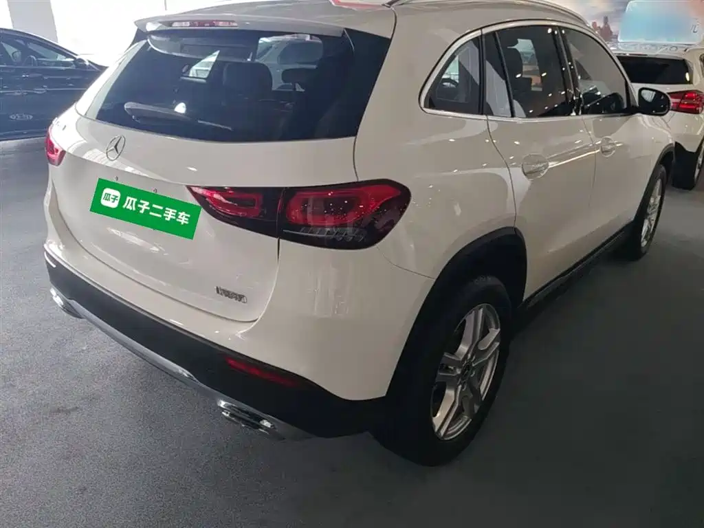 Mercedes-Benz GLA 2024 — фото 7