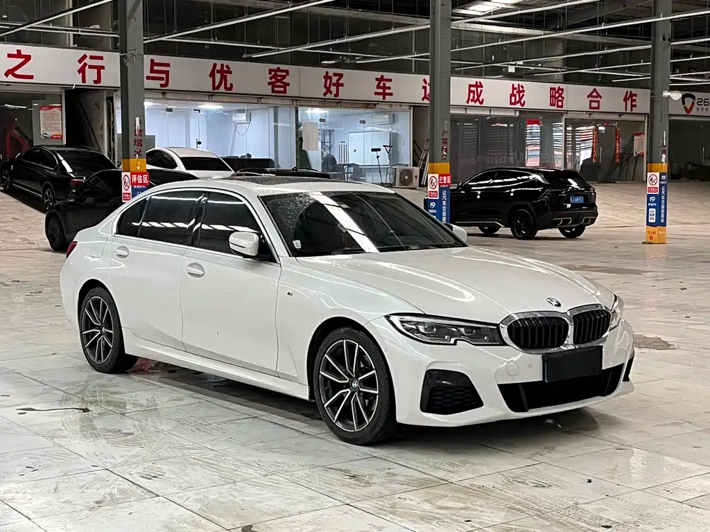 BMW 3 Series 2021