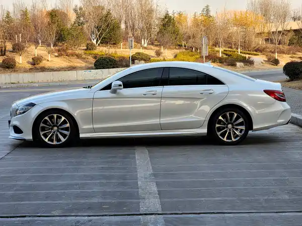 Mercedes-Benz CLS 2015