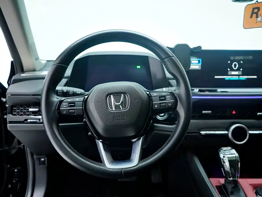 Honda Accord 2024 — фото 8
