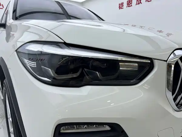 BMW X5 2019