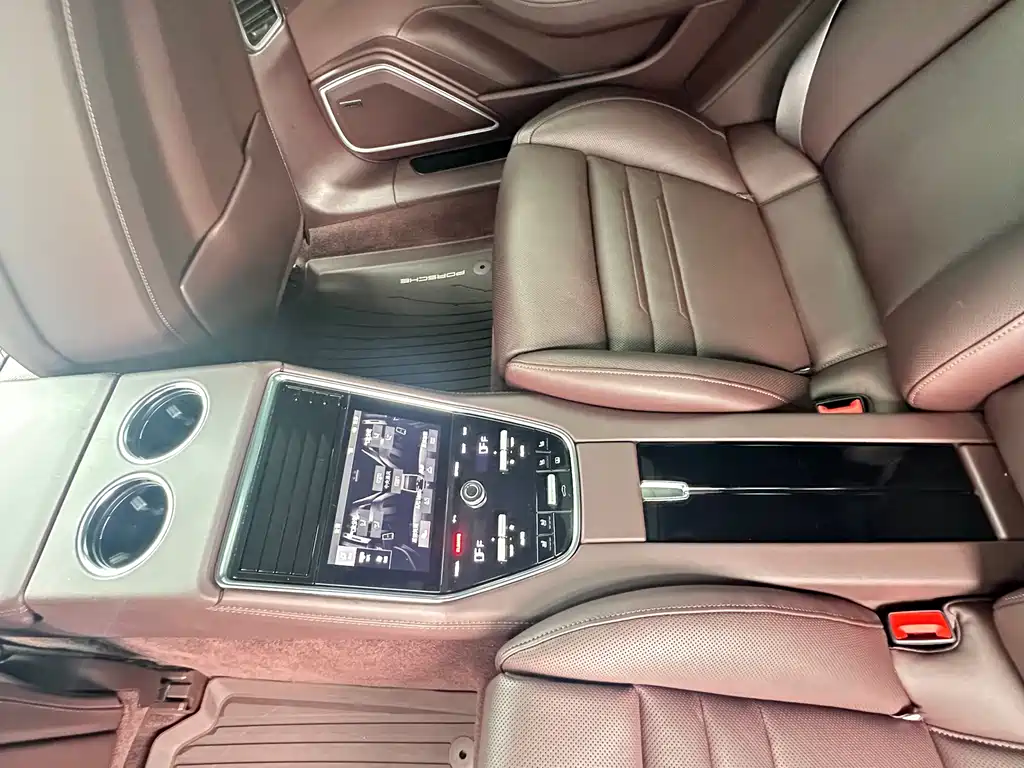 Porsche Panamera 2022 — фото 10