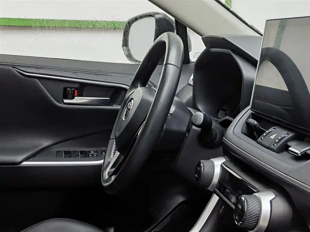 Toyota Wildlander 2022 — фото 22