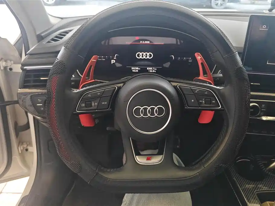 Audi A4L 2020 — фото 15