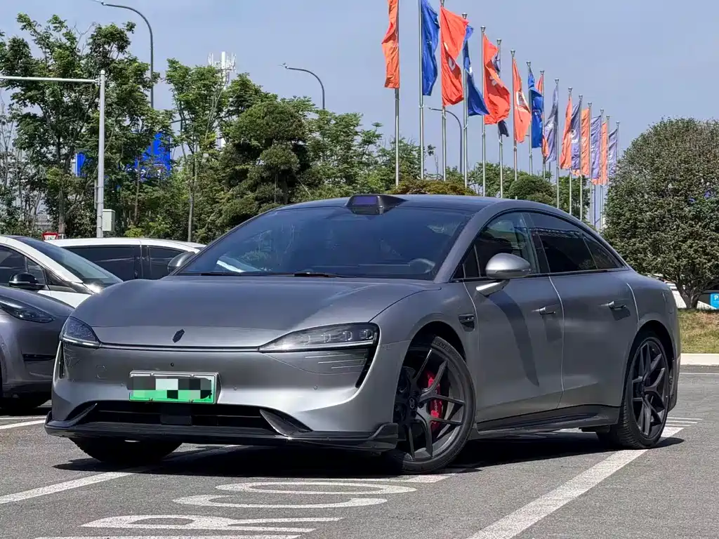 Luxeed Zhijie S7 2025