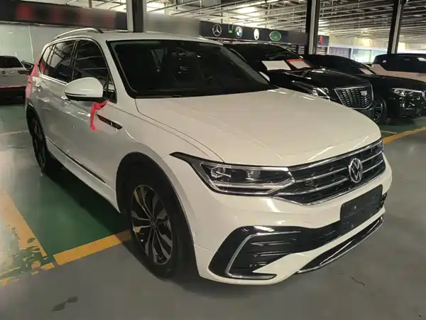 Volkswagen Tiguan L 2023