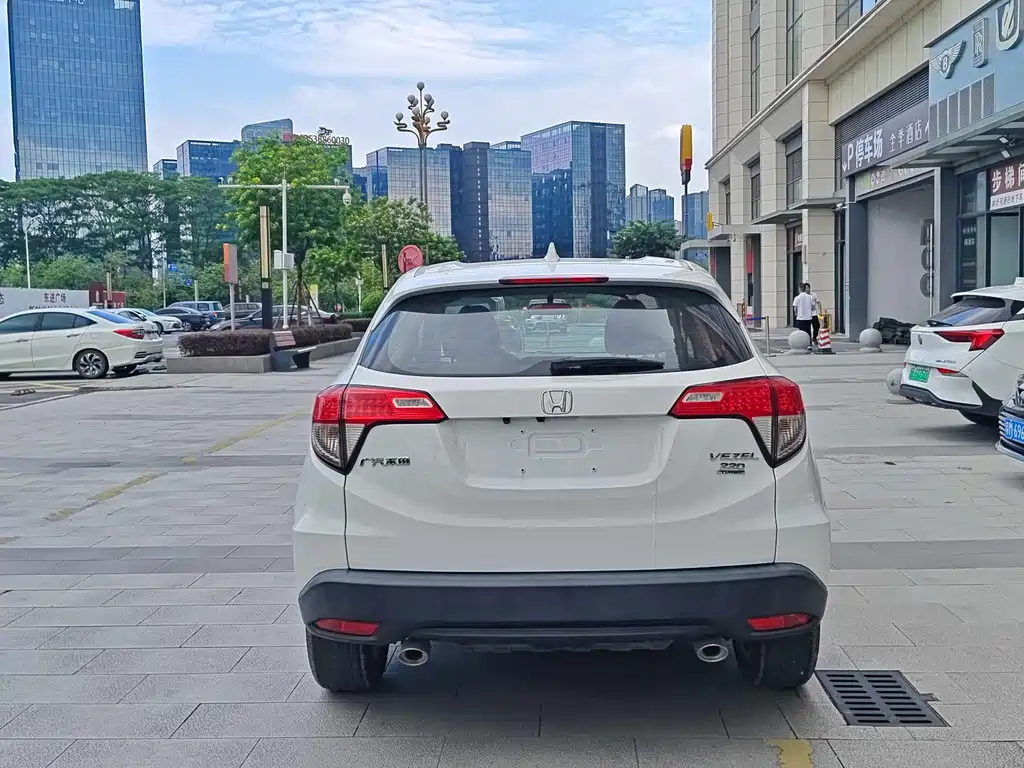 Honda Vezel 2021 — фото 4