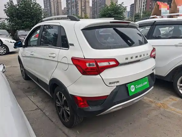 BAIC Shenbao X25 2016