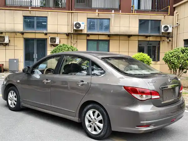 Nissan Sylphy 2013
