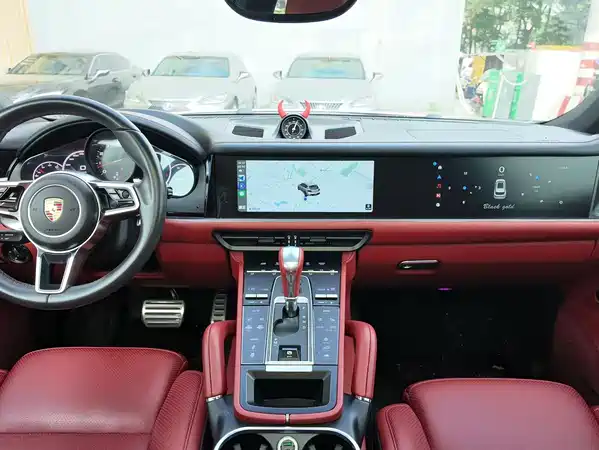 Porsche Cayenne 2011
