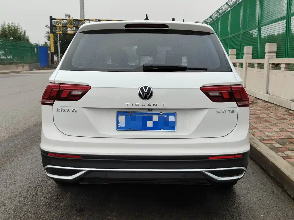 Volkswagen Tiguan L 2022 — фото 5