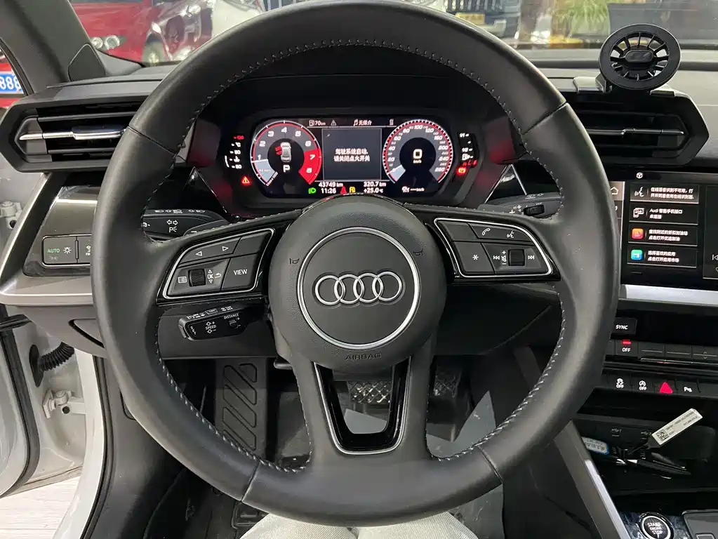 Audi A3 2022 — фото 13