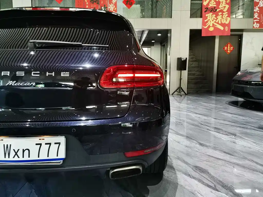 Porsche Macan 2016 — фото 26