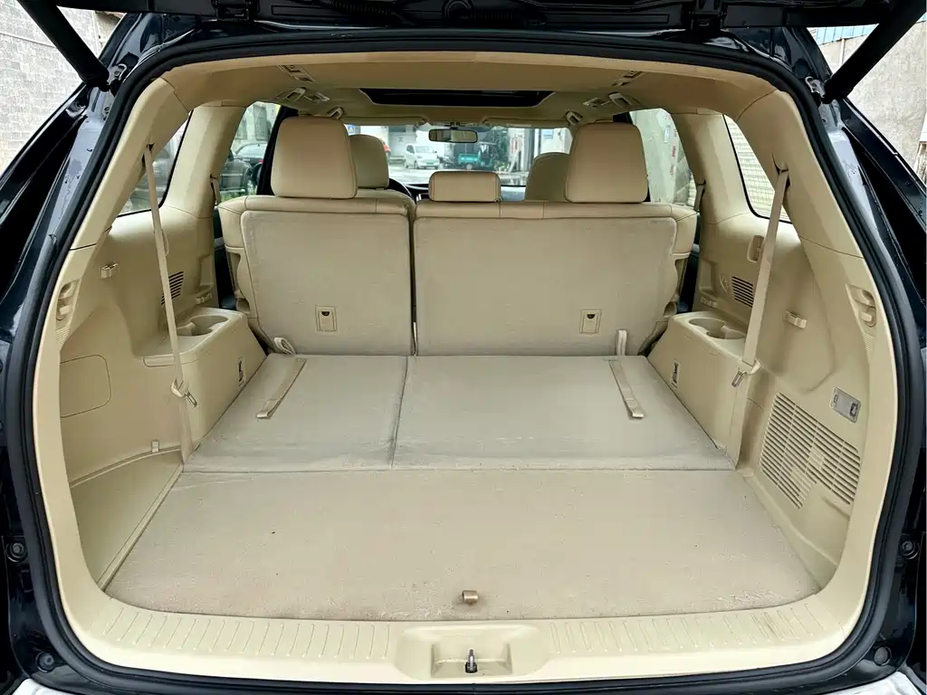 Toyota Highlander 2015 — фото 16