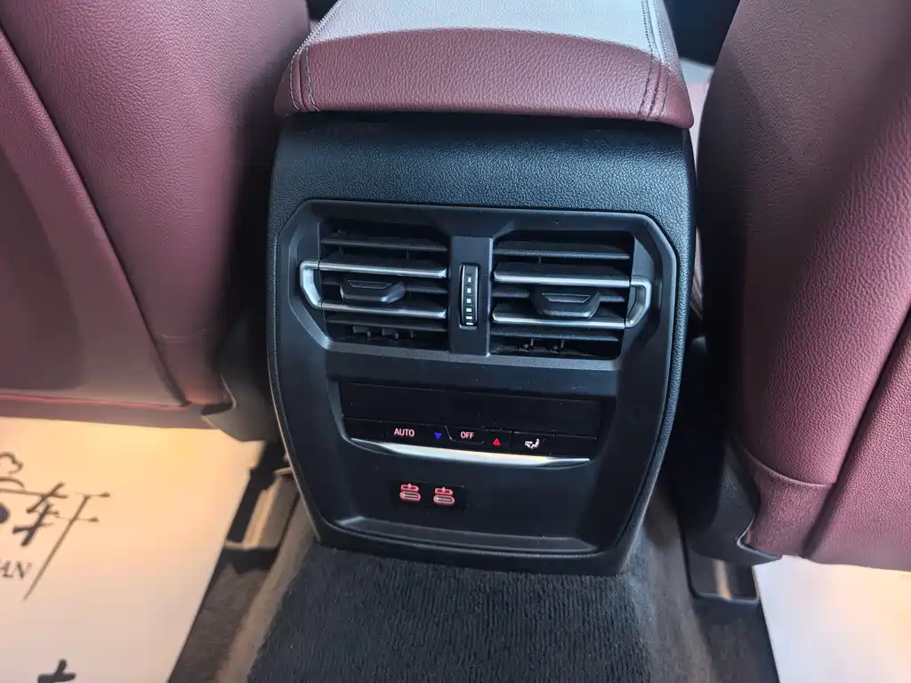 BMW i3 2023 — фото 12