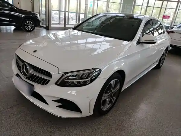 Mercedes-Benz C-Class 2021