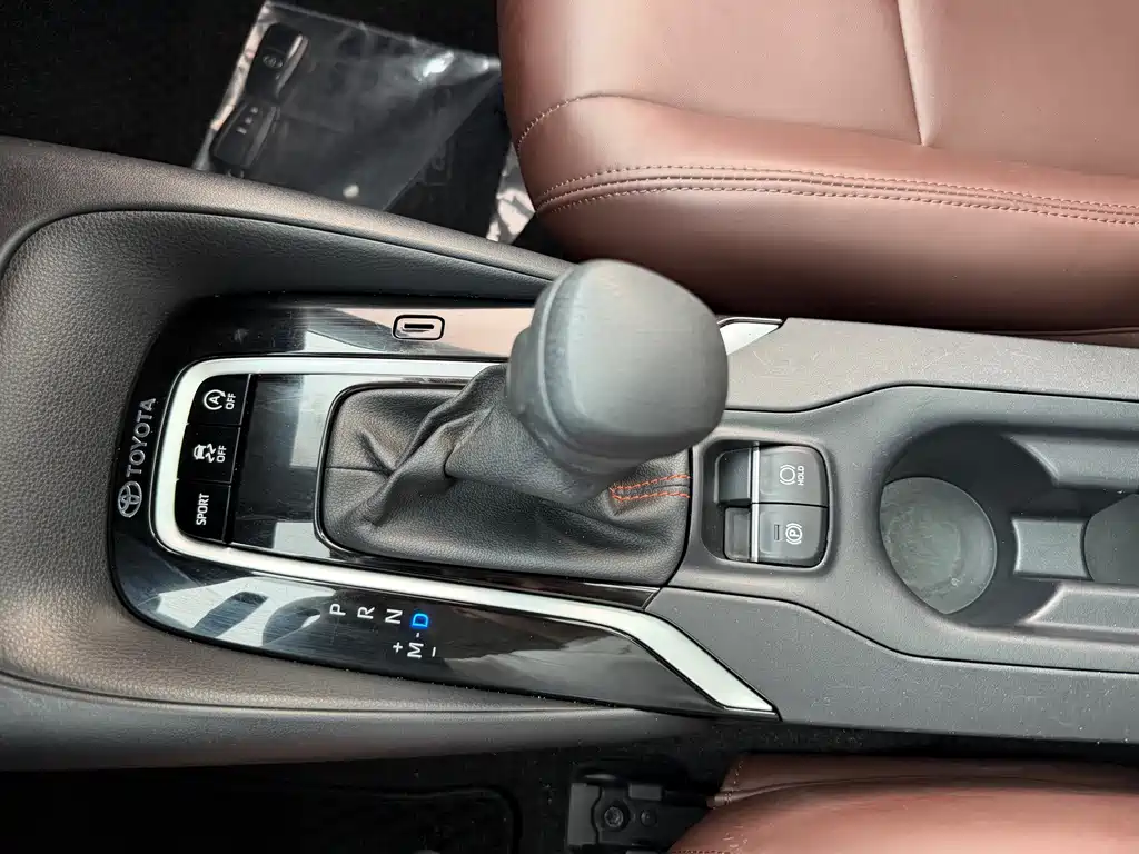 Toyota Corolla 2022 — фото 15