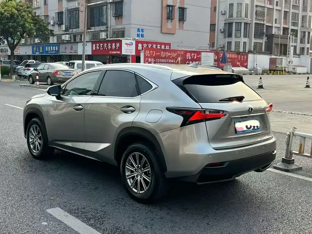 Lexus NX 2016 — фото 8