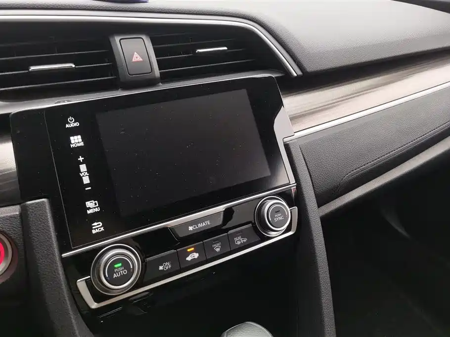 Honda Civic 2020 — фото 13