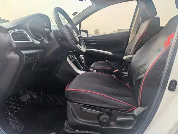 Suzuki S-Cross 2015
