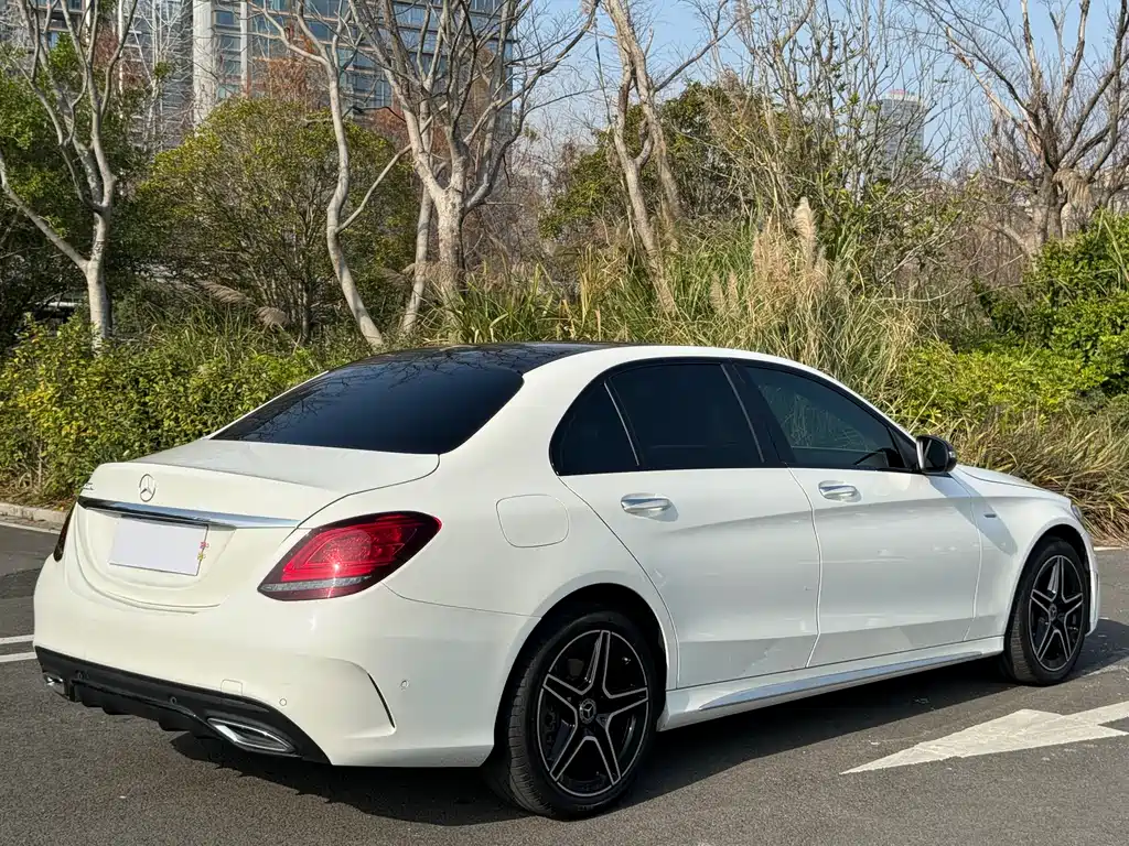 Mercedes-Benz C-Class 2021 — фото 18