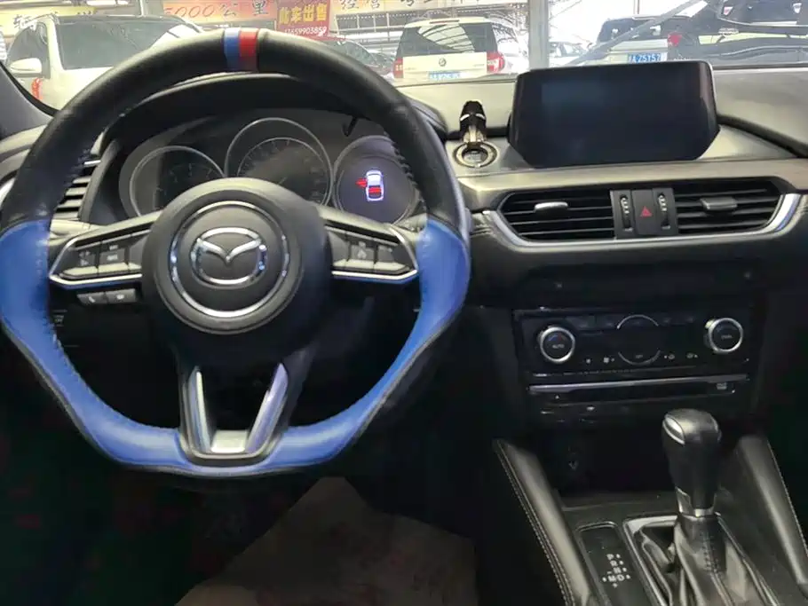 Mazda Atenza 2018 — фото 12