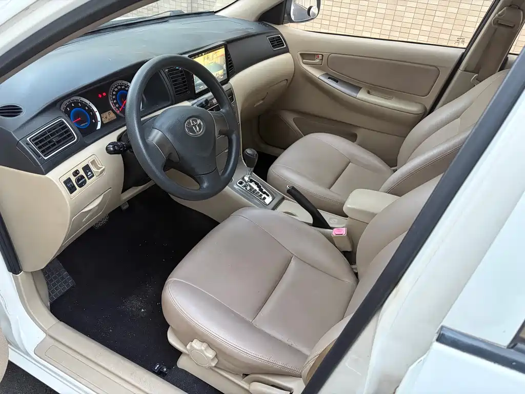 Toyota Corolla 2016 — фото 4