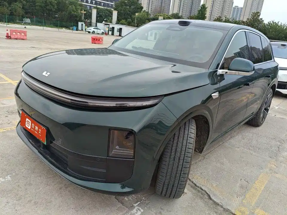 Li Auto Li L6 2025