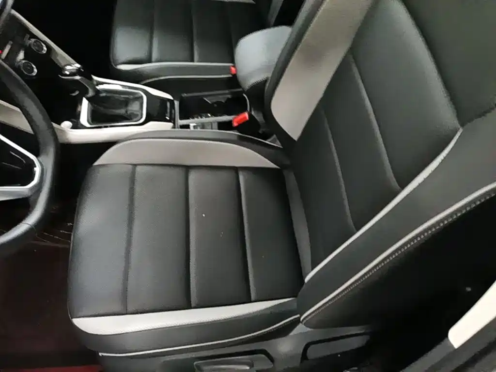Volkswagen T-Roc 2025 — фото 15