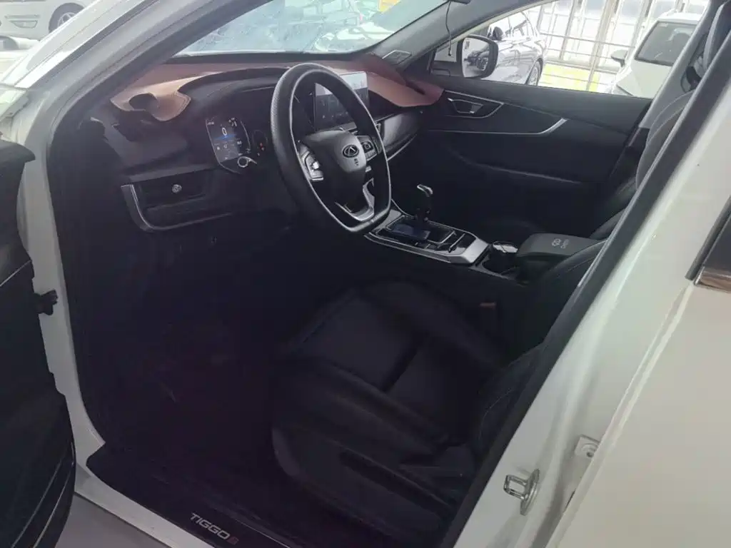 Chery Tiggo 8 2020 — фото 16